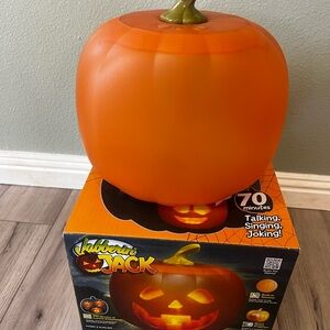 Jabberin' Jack Animated Pumpkin